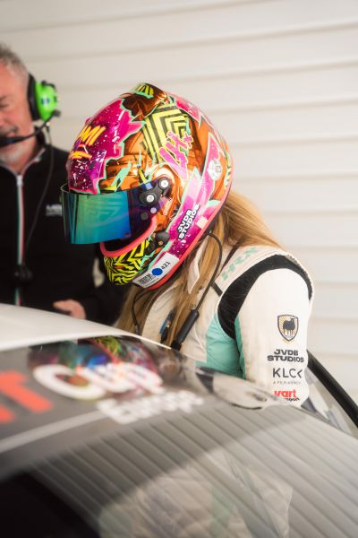 Laura van den Hengel autosport