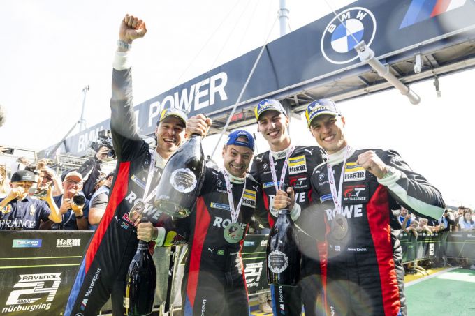 BMW winnaar 24H Nürburgring 2025 Foto 2