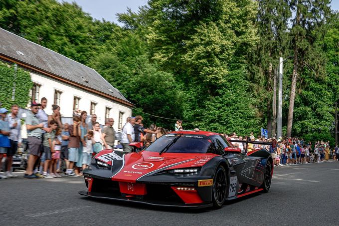 CrowdStrike 24 Hours of Spa Parade 2025 Foto 4