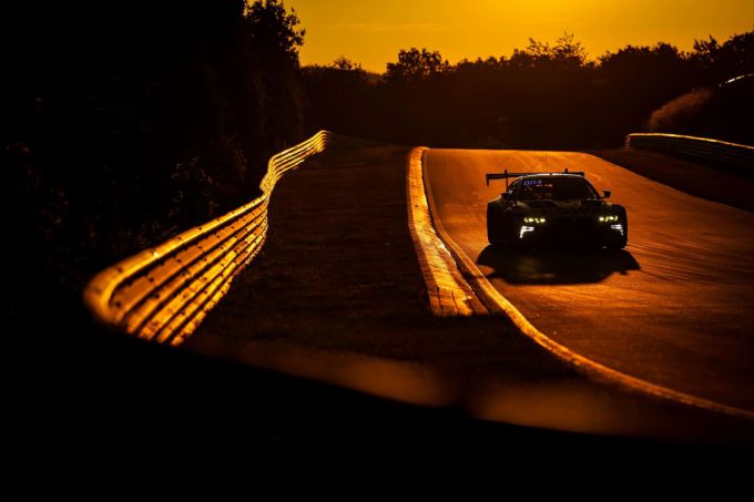 BMW winnaar 24H Nürburgring 2025 Foto 6