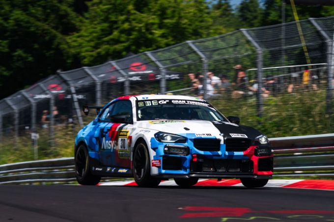 BMW winnaar 24H Nürburgring 2025 Foto 8