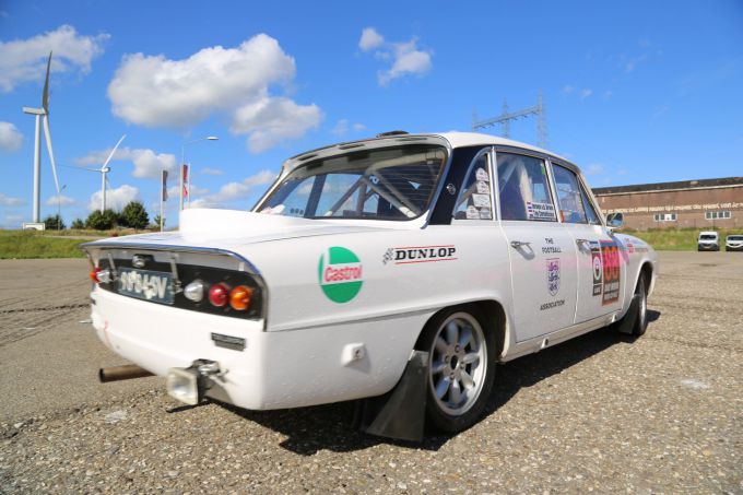 ADAC Eifel Rally Festival XJB 305H Triumph 2.5 PI #88 historic rallycar Ton Cornelissen Foto 24