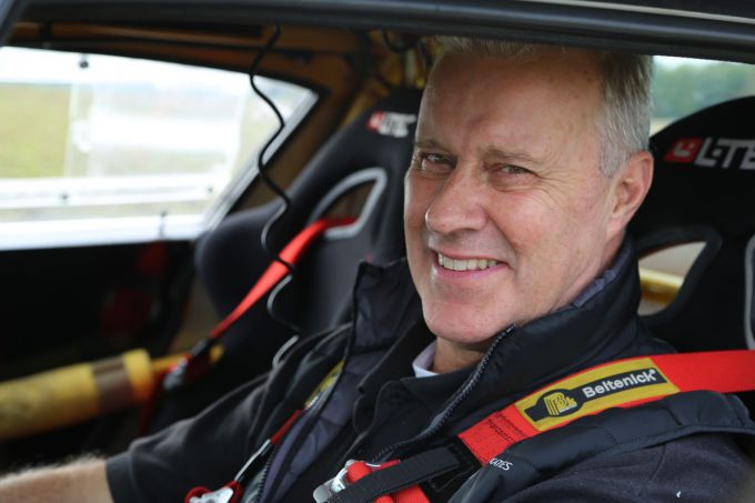 ADAC Eifel Rally Festival XJB 305H Triumph 2.5 PI #88 historic rallycar Ton Cornelissen Foto 6