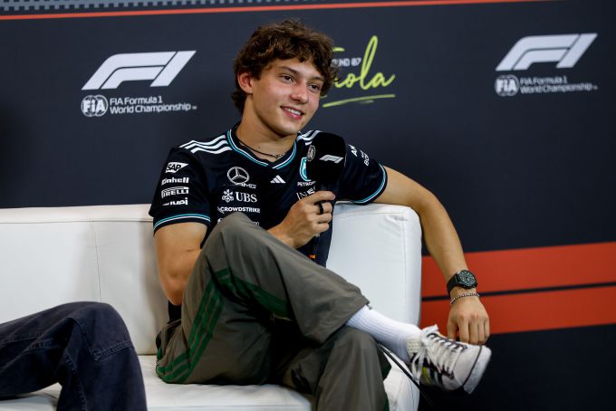 Lewis Hamilton Antonelli