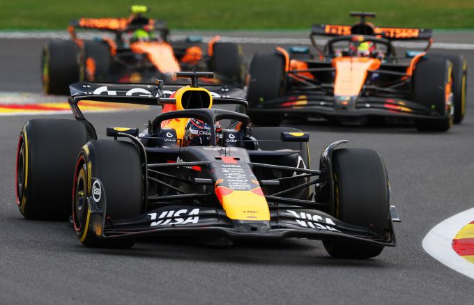 Max Verstappen F1 Red Bull Spa actie