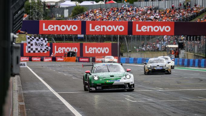 Porsche Mobil1 Supercup Hungaroring 2025 Foto Porsche Newsroom 1