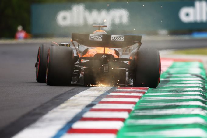 McLaren F1 Stella Leclerc