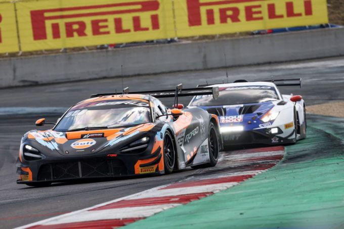 GT World Challenge Europe powered by AWS - Sprint Cup in Magny-Cours Foto 9
