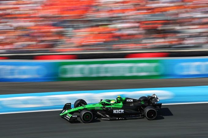 KICK Sauber F1 Team was betrokken bij een felle strijd in het middenveld