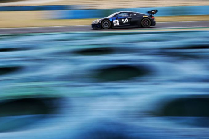 2025 GT World Challenge Europe powered by AWS - Sprint Cup in Magny-Cours Foto 6