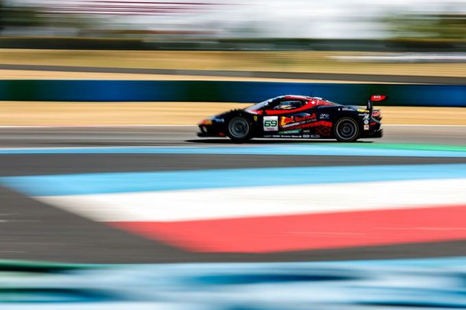 GT World Challenge Europe powered by AWS - Sprint Cup in Magny-Cours Foto 10
