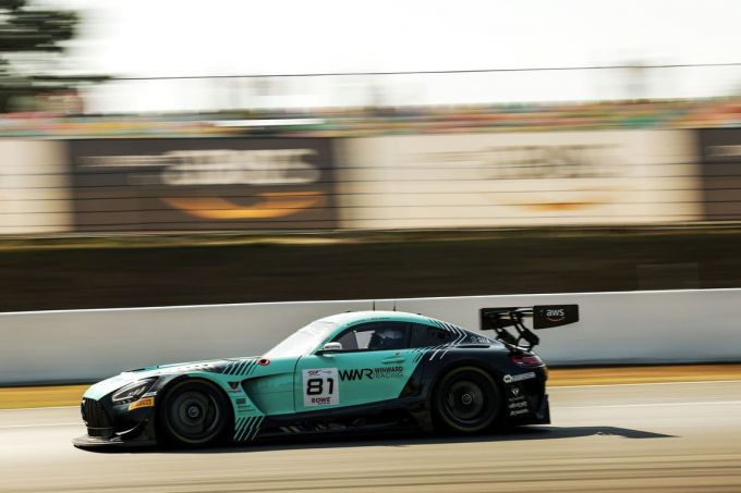 GT World Challenge Europe powered by AWS - Sprint Cup in Magny-Cours Foto 6