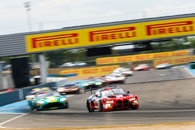 GT World Challenge Europe powered by AWS - Sprint Cup in Magny-Cours Foto 13