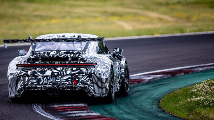 Wereldwijde raceprimeur: de nieuwe Porsche 911 Cup modeljaar '26 Foto Porsche Newsroom 9