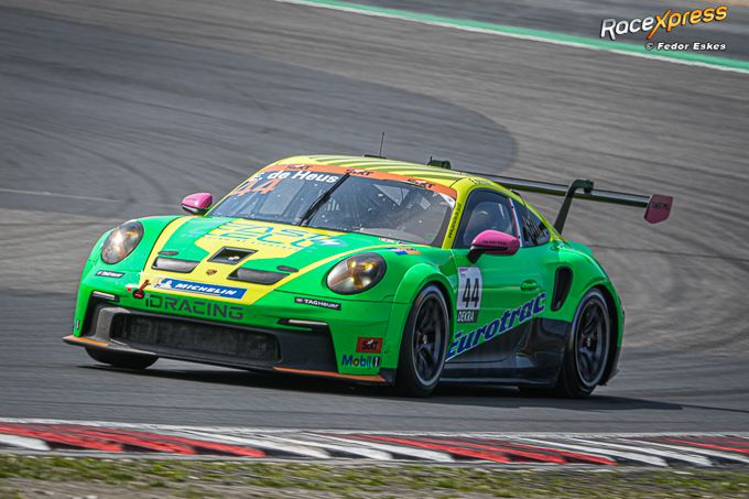 Porsche Sixt Carrera Cup Deutschland Nrburgring Foto Fedor Eskes 9 Emily de Heus
