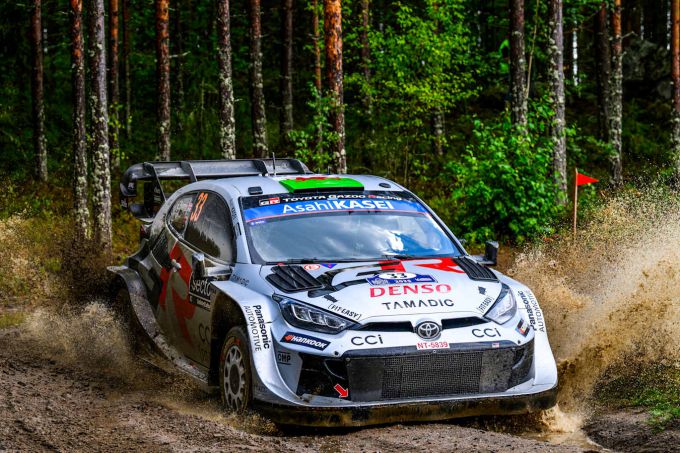 FIA WRC-rally Ueno Rally del Paraguay Foto 2 kampioenschapsleider Elfyn Evans Toyota Yaris