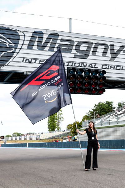 GT World Challenge Europe powered by AWS - Sprint Cup in Magny-Cours Foto 14