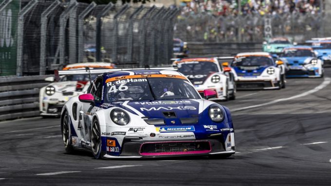 Porsche Sixt Carrera Cup Deutschland Nürburgring Foto Porsche Newsroom 1 Robert de Haan