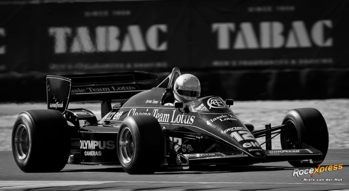 Lotus 97T Assen zwart wit