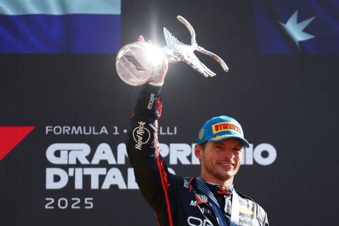 Max Verstappen F1 Red Bull wint GP Italie 2025 Foto 1 Chimera trofee Bron foto: Red Bull Content Pool