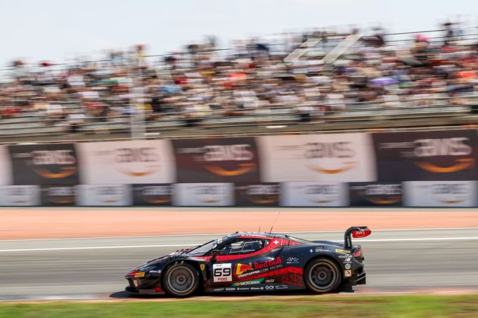 GT World Challenge powered by AWS Sprint Cup 2025 Valencia Foto 7