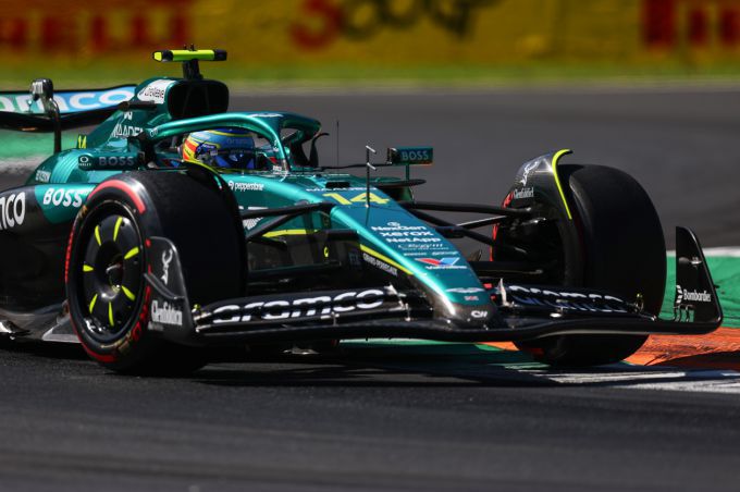 Fernando_Alonso_F1_Aston_Martin_actie