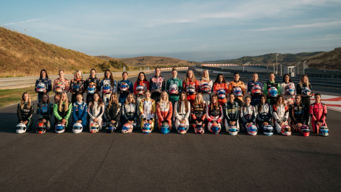 F1 ACADEMY Rookie Test - 2025 Drivers and Rookies