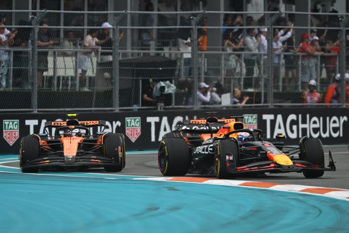Max Verstappen voor McLaren RBCP