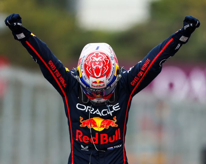 Max Verstappen wins in Baku F1