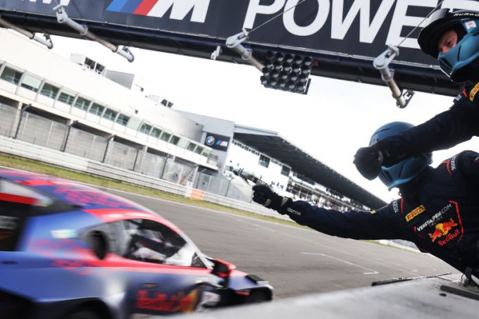 GT World Challenge powered by AWS Nrburgring 2025 Foto 13