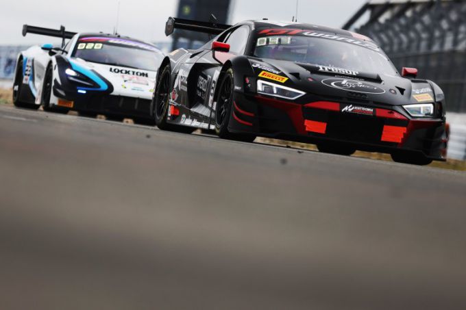 GT World Challenge powered by AWS Nrburgring 2025 Foto 16