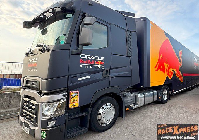 Red Bull Racing truck F1 vrachtwagens
