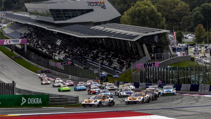 Porsche Sixt Carrera Cup Deutschland 2025 Red Bull Ring Foto 1 Start Race 14 van de Porsche Sixt Carrera Cup Deutschland 2025