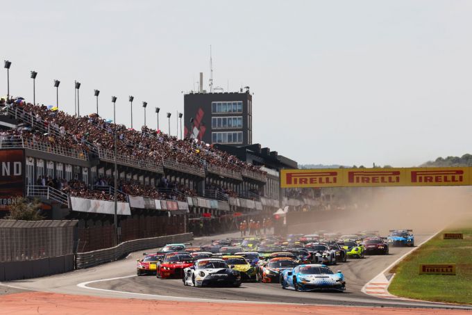 GT World Challenge Europe Sprint Cup Valencia Foto 3