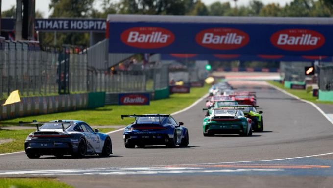 Porsche Mobil 1 Supercup in Monza Itali Foto 12 achterzijde