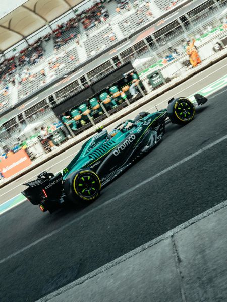 Fernando Alonso F1 Aston Martin
