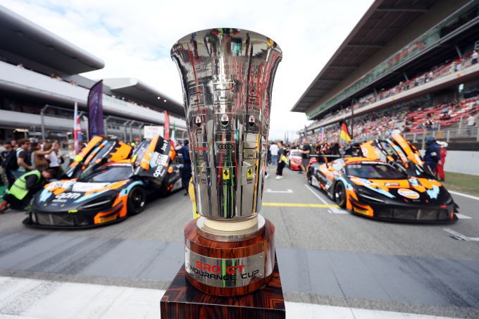 GT World Challenge Endurance Cup Barcelona 2025 press-members-gallery trophy