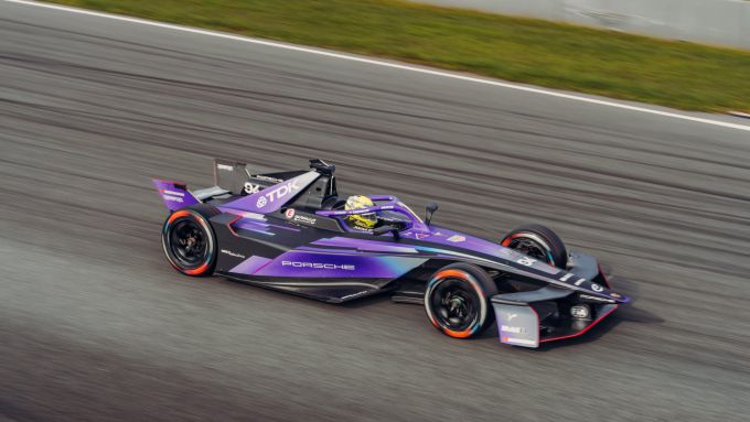 Official Porsche 99X Tests, Valencia, 2025