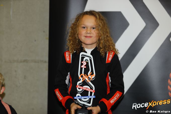 Max van den Heuvel dominant kampioen karting bij NXT GP