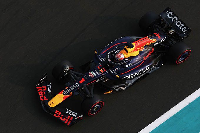 Max_Verstappen_Abu_Dhabi kwali