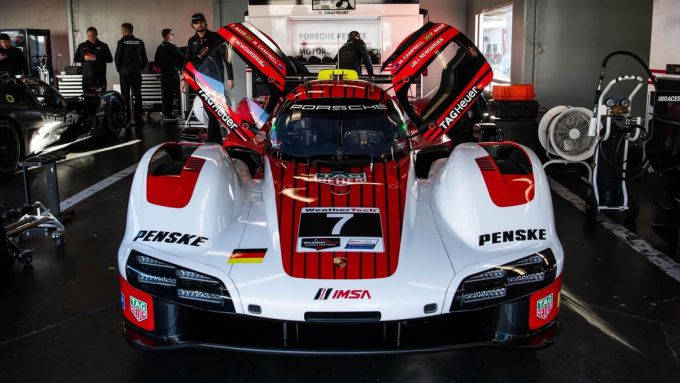 Porsche Motorsport Night of Champions in Stuttgart Foto 12