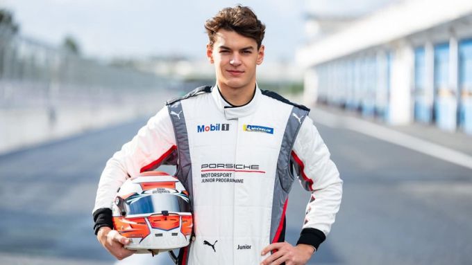 Porsche Motorsport Night of Champions in Stuttgart Foto 23