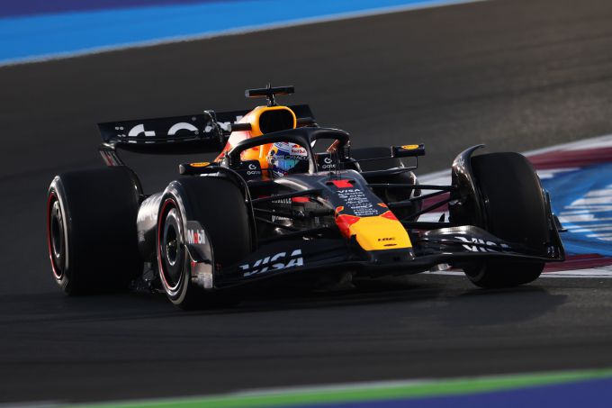 Max Verstappen winnaar GP Qatar 2025 actie track