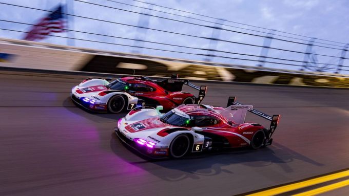 Porsche Motorsport Night of Champions in Stuttgart Foto 3