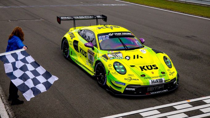 Porsche Motorsport Night of Champions in Stuttgart Foto 4