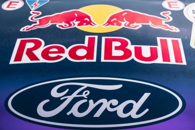 Red Bull Powertrains in samenwerking met Ford