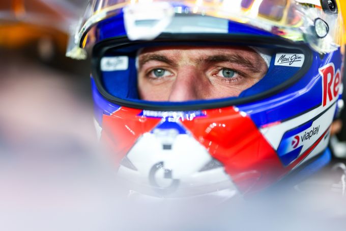 Max Verstappen helm F1 Red Bull