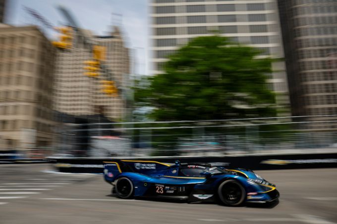IMSA Aston Martin Valkyrie