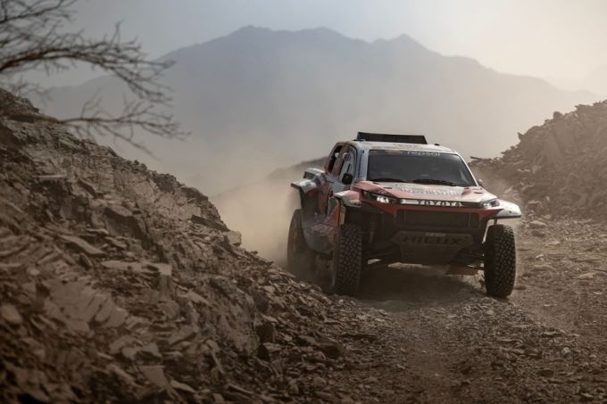 Dakar Rally 2026 Stage 2 TOYOTA GAZOO Racing W2RC DKR GR Hilux Foto: newsroom.toyota.eu 20