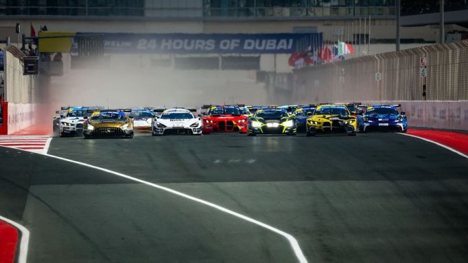 Michelin 24H van Dubai Foto 5
